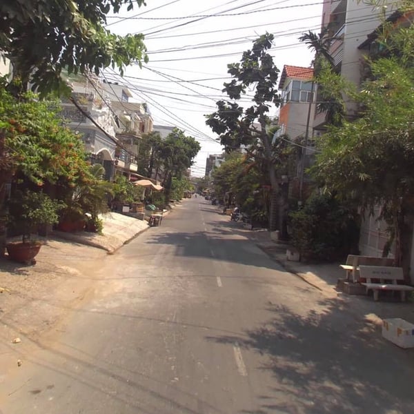 Bán nhà 3 tầng đường 51 tân quy , 4m x 19m 