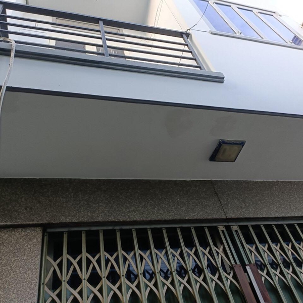 Nhà 2T hẻm 54 Lê Văn Lương 4m x 8,5m