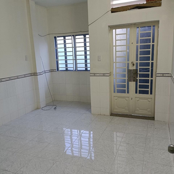 Nhà 2T hẻm 54 Lê Văn Lương 4m x 8,5m