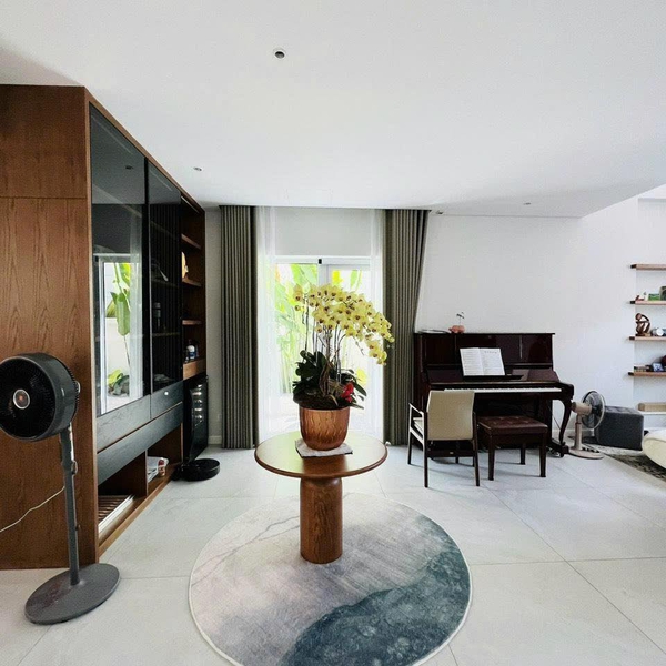 Bán biệt thự Thảo Điền, số 200/3 Nguyễn Văn Hưởng, Quận 2