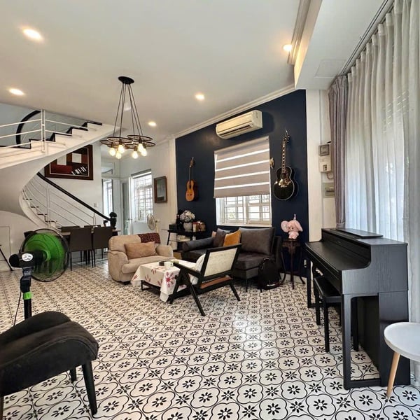 Bán nhà 131 Hoa Lan, Phường Cầu Kiệu, Quận Phú Nhuận