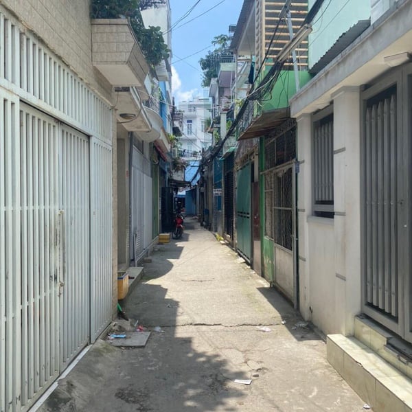 Nhà 3T hẻm 1041 trần xuân soạn , 3,6m x 8,5m