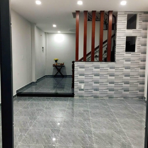 Nhà 2T hẻm 701 trần xuân soạn , 4.1m x 11.68m