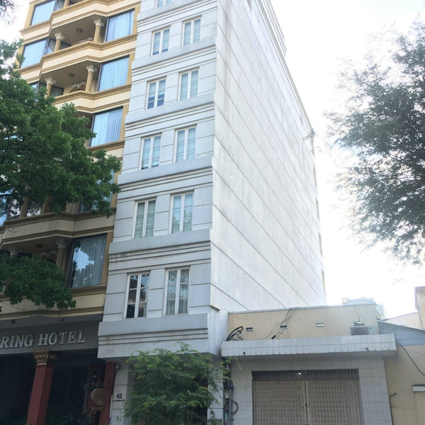 Bán nhà 42 Lê Thánh Tôn, Phường Bến Nghé, Quận 1