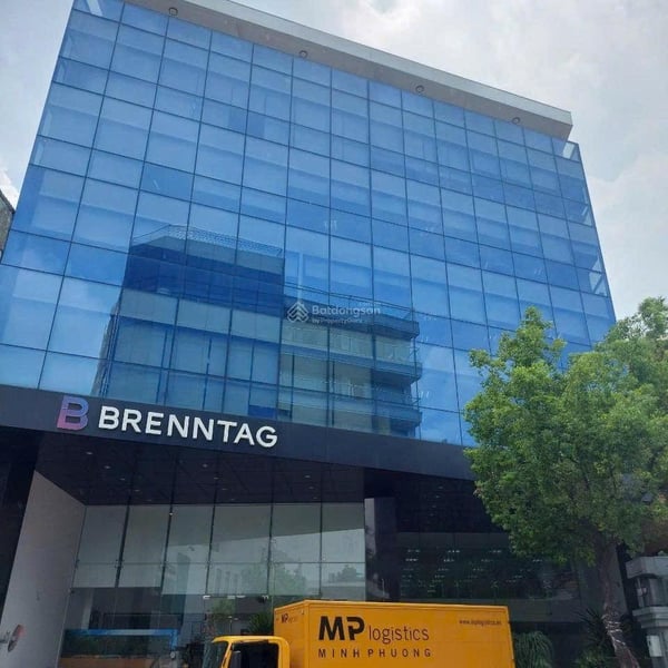 Bán toà nhà 120 Hoàng Hoa Thám, P. Gia Định, Quận Bình Thạnh