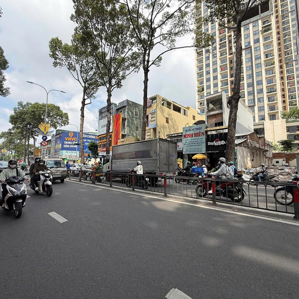 Bán đất 208 – 210 Đường 3/2, P. Hoà Hưng, Quận 10