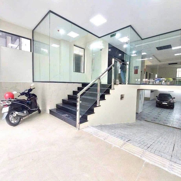 Bán toà nhà 57 - 57A - 55/2 Hồ Hảo Hớn, Phường Cô Giang, Quận 1
