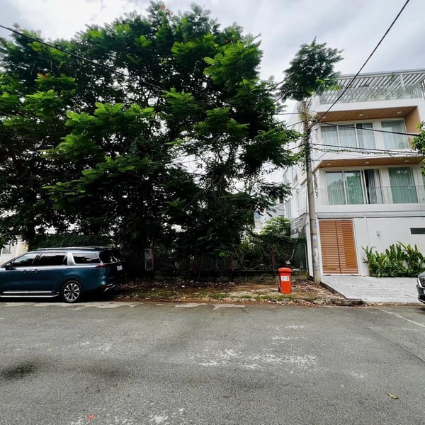 Bán đất 204E2 Nguyễn Văn Hưởng, P. Thảo Điền, Quận 2