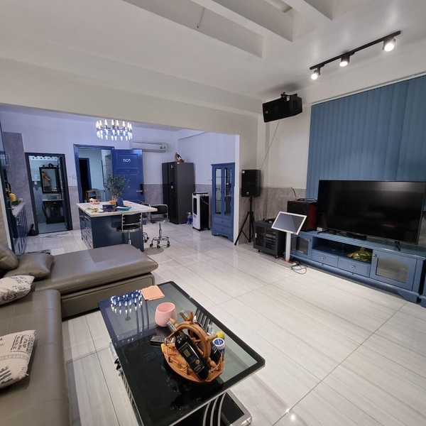 Nhà 6T mặt tiền hoàng quốc Việt , Phú Thuận 5m x 32m