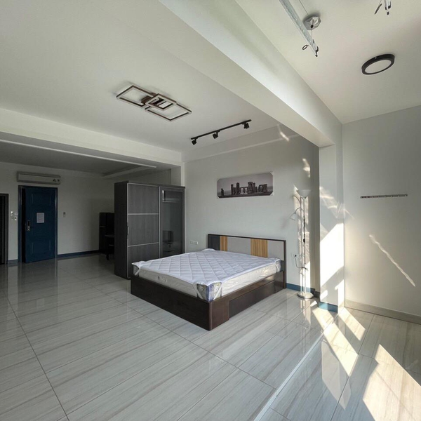 Nhà 6T mặt tiền hoàng quốc Việt , Phú Thuận 5m x 32m