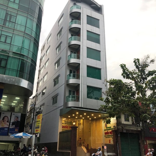 Bán tòa nhà 2A1 - 2A2 đường Nguyễn Thị Minh Khai, P. Sài Gòn, Quận 1