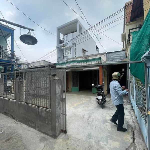 Nhà hẻm Huỳnh tấn Phát, Phú Thuận  138,2m2 chỉ 6,5 tỷ