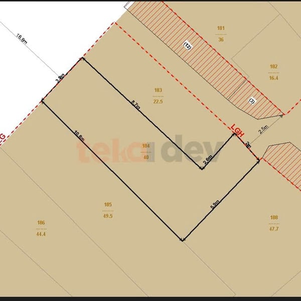 Bán nhà 335 - 337 - 339 Võ Văn Tần, P. Bàn Cờ, Quận 3