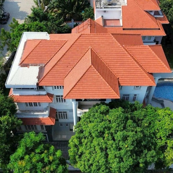 Bán biệt thự 113 Nguyễn Văn Hưởng, P. Thảo Điền, Quận 2