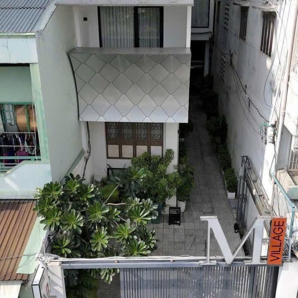 Bán tòa nhà mặt tiền 446 Võ Văn Kiệt, P. Cầu Ông Lãnh, Quận 1