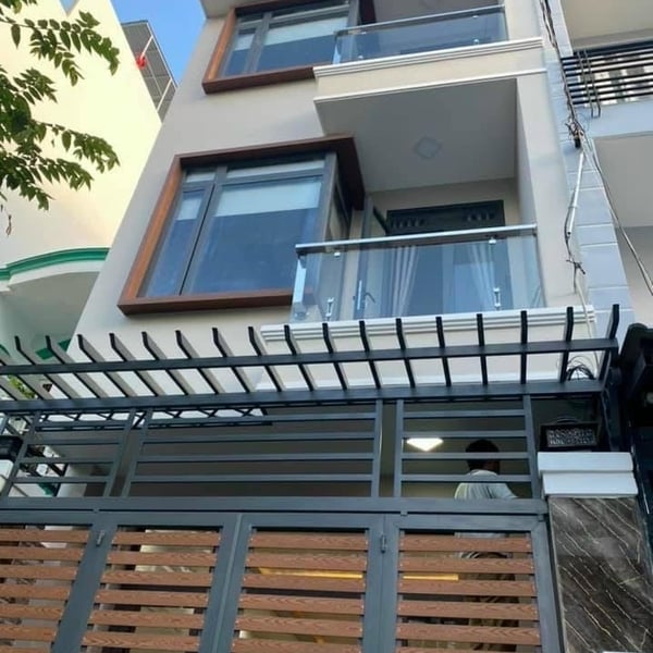 Nhà 4 tầng đường Số Tân Quy 4m x 20m