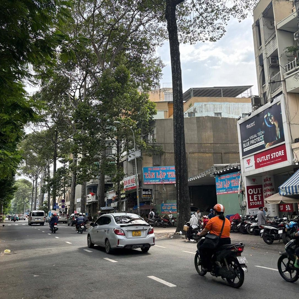 Bán nhà 84 Hùng Vương, P. An Đông, Quận 5