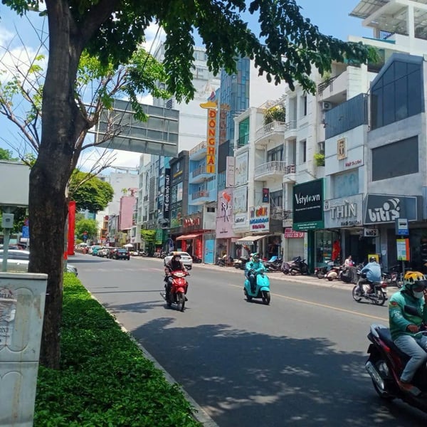 Bán nhà 245 Hai Bà Trưng. P. Xuân Hoà, Quận 3