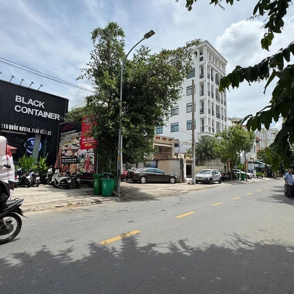 Bán nhà 115 Quốc Hương, P. Thảo Điền, TP. Thủ Đức