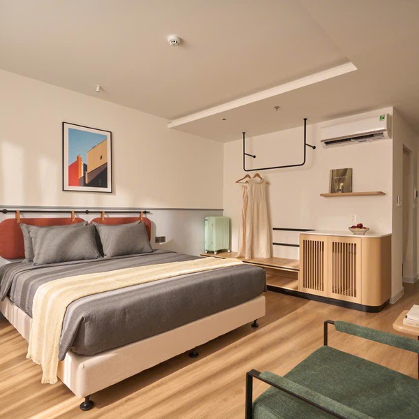 Bán toà nhà CHDV khách sạn 19/1 Hoàng Việt, P. Tân Sơn Nhất, Quận Tân Bình