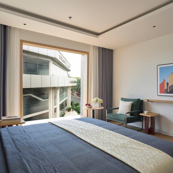 Bán toà nhà CHDV khách sạn 19/1 Hoàng Việt, P. Tân Sơn Nhất, Quận Tân Bình