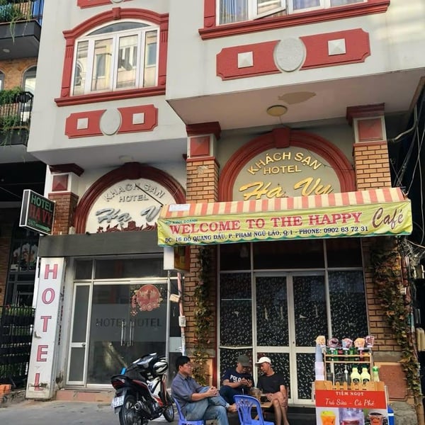 Bán khách sạn Quận 1, số 16 + 18 + 14/1 Đỗ Quang Đẩu, P. Bến Thành