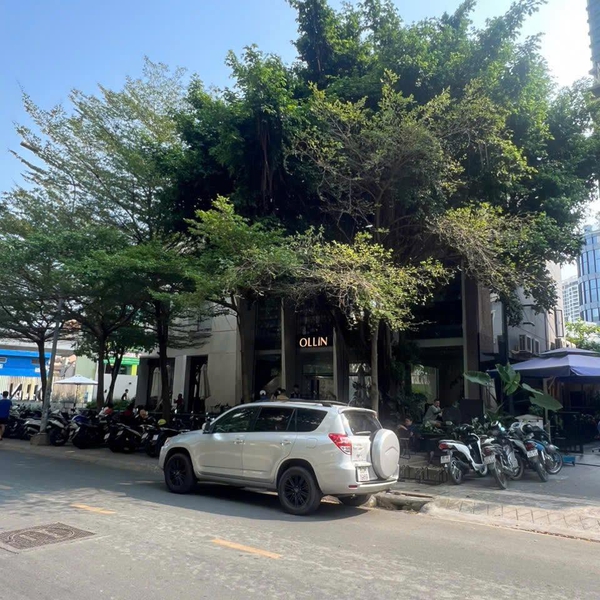 Bán biệt thự 1 - 3 Giang Văn Minh, Phường An Phú, Quận 2