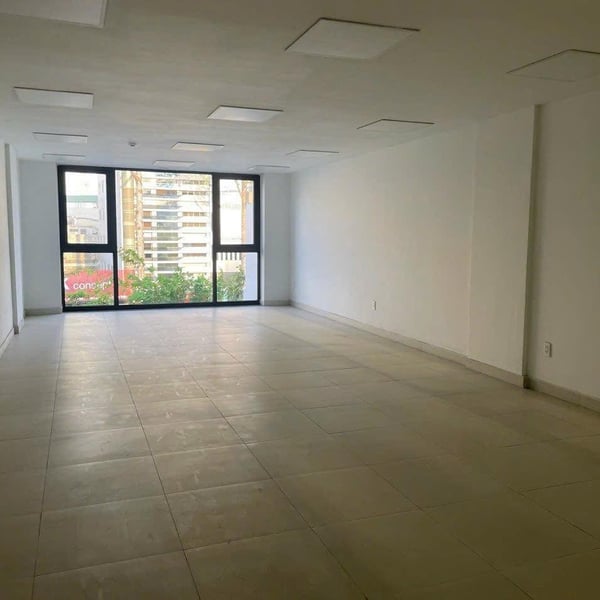 Bán toà nhà 107 Trần Quốc Hoàn, P. Tân Sơn Nhất, Quận Tân Bình