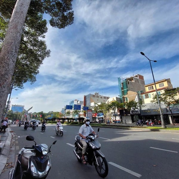 Bán toà nhà 107 Trần Quốc Hoàn, P. Tân Sơn Nhất, Quận Tân Bình