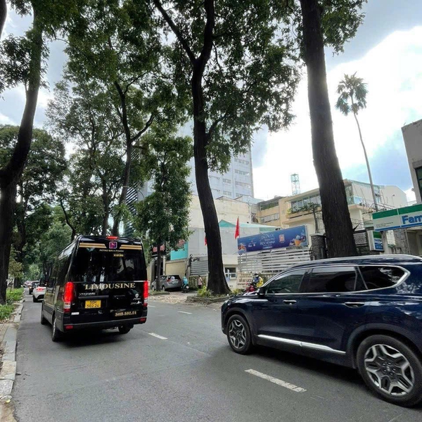 Bán nhà 138BCD Nguyễn Đình Chiểu, P. Võ Thị Sáu, Quận 3
