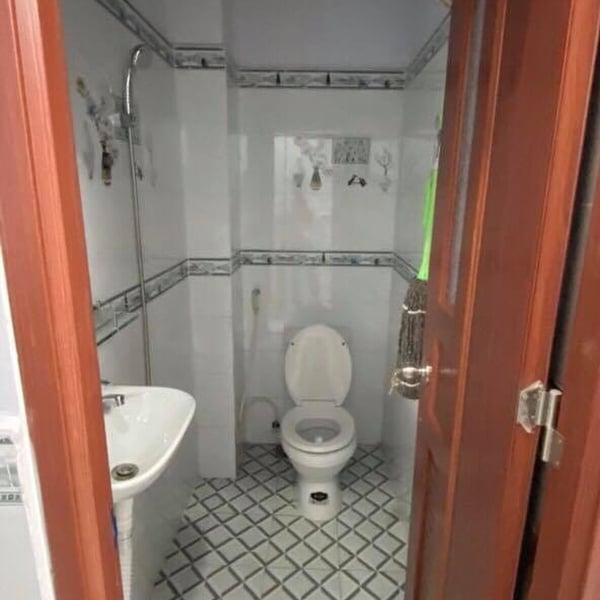 Bán nhà hẻm 1041 trần xuân soạn 3m x 10m , 1T-1L chỉ 3 tỷ