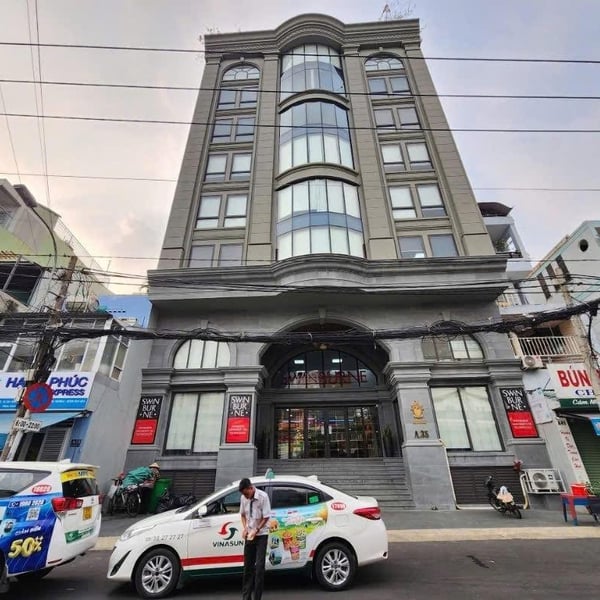 Bán toà nhà A35 - A37 - A39 Bạch Đằng, Phường 2, Quận Tân Bình