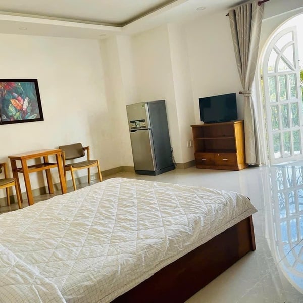 Bán tòa nhà căn hộ dịch vụ Quận 3 đường Lê Văn Sỹ, thu nhập 1,5 tỷ