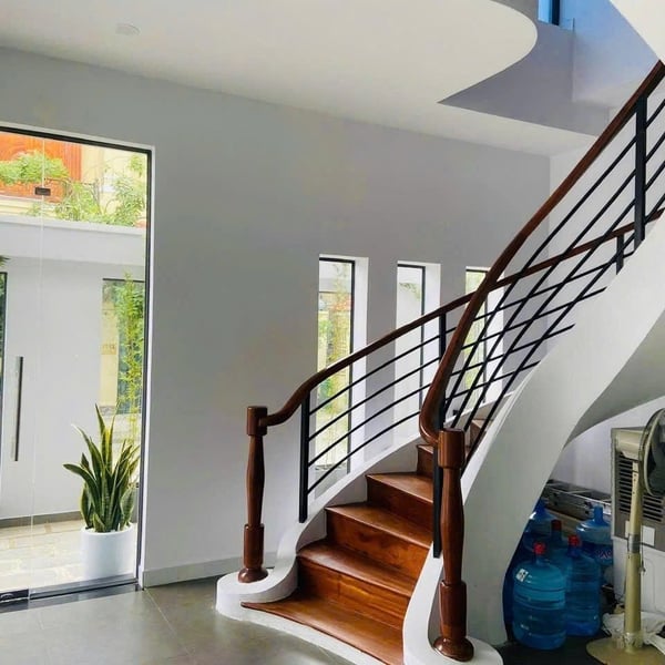 Bán biệt thự 132 Nguyễn Văn Hưởng, Phường Thảo Điền, Quận 2