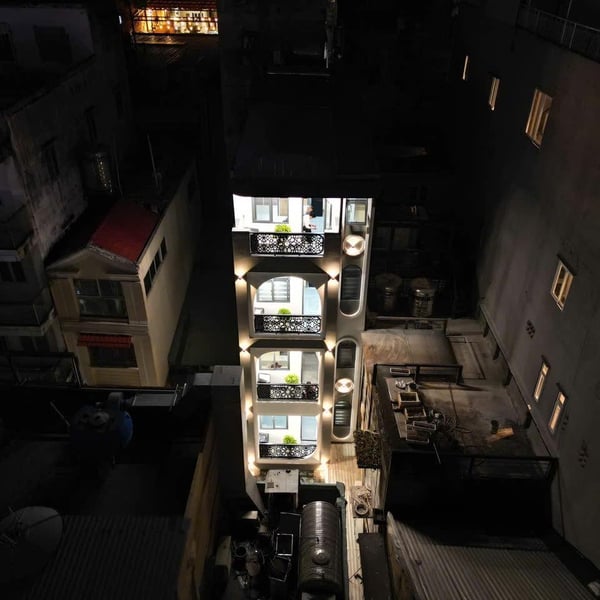 Bán toà nhà căn hộ dịch vụ Quận 1 đường Lê Thánh Tôn, P. Bến Thành