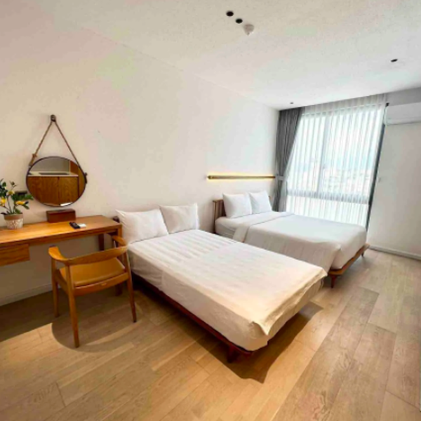 Bán toà nhà căn hộ dịch vụ Quận 1 số 42/4 Hồ Hảo Hớn, Phường Cô Giang