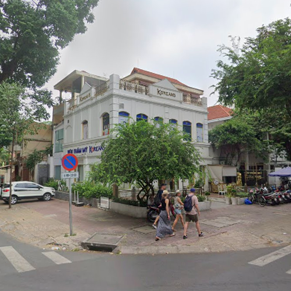 Cho thuê nhà 40 Võ Văn Tần, P. Xuân Hoà, Quận 3