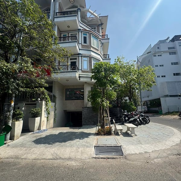 Bán biệt thự Him Lam, góc 2MT đường 14 & 5, Phường Tân Hưng, Quận 7