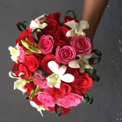 Hoa tươi sắc màu yêu thương