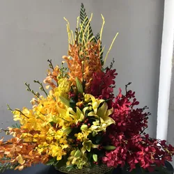 Giỏ hoa điểm nhấn 