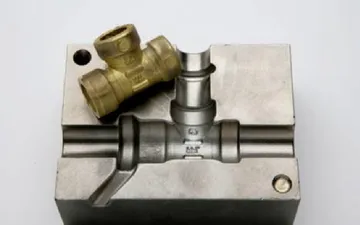 Khuôn dập nóng từ thép SKD61 Khuôn dập nóng từ thép SKD61
