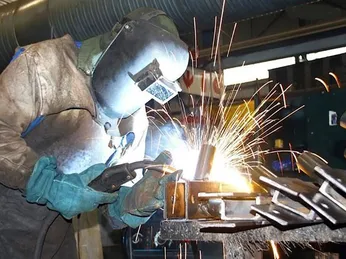 Cho Thuê Máy Hàn CET Tại Cầu Giấy – Chất Lượng Cao, Giao Nhanh 1 Giờ!