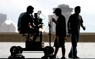 Đi tìm chiến lược cho quảng cáo ngắn cho tập đoàn truyền thông khách hàng ở nhiều lĩnh vực.