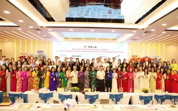 TASCO được Hội Tư vấn Thuế Việt Nam (VTCA) trao tặng Giấy khen nhân dịp kỷ niệm 17 năm thành lập