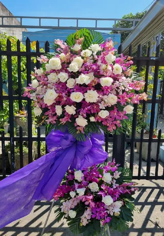 Hoa Tươi Chia Buồn Cổ Điển 56