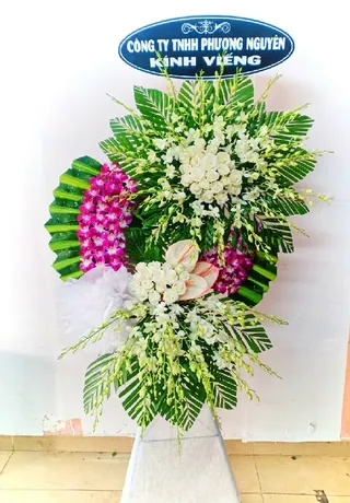 Hoa Tươi Chia Buồn Cổ Điển 36