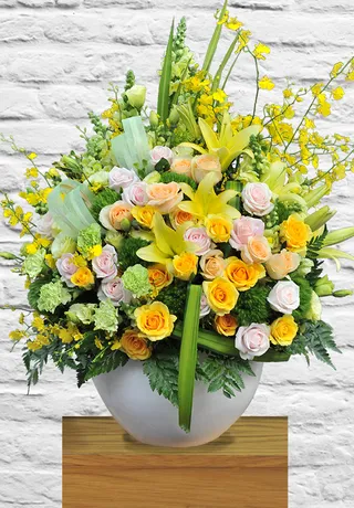 Bình Hoa Tặng Ngày Lễ Vĩnh Cửu