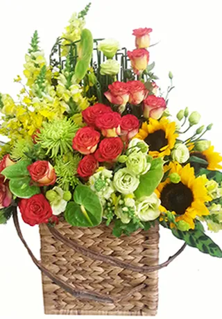 Giỏ Hoa Tặng Ngày Lễ Mộng Mơ