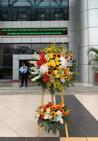 Lẵng Hoa Tinh Xảo