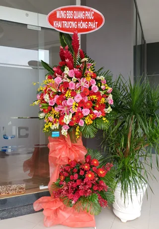Lẵng Hoa Quyền Quý